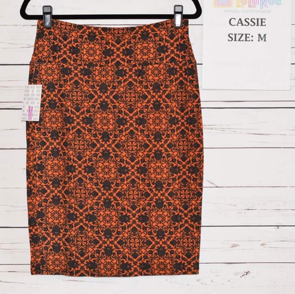 Lularoe Cassie Skirt - Picture 1 of 2